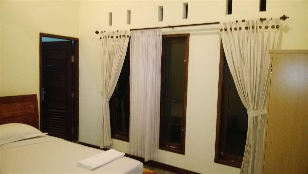 Shu Villa Lombok Kuta  Exterior photo