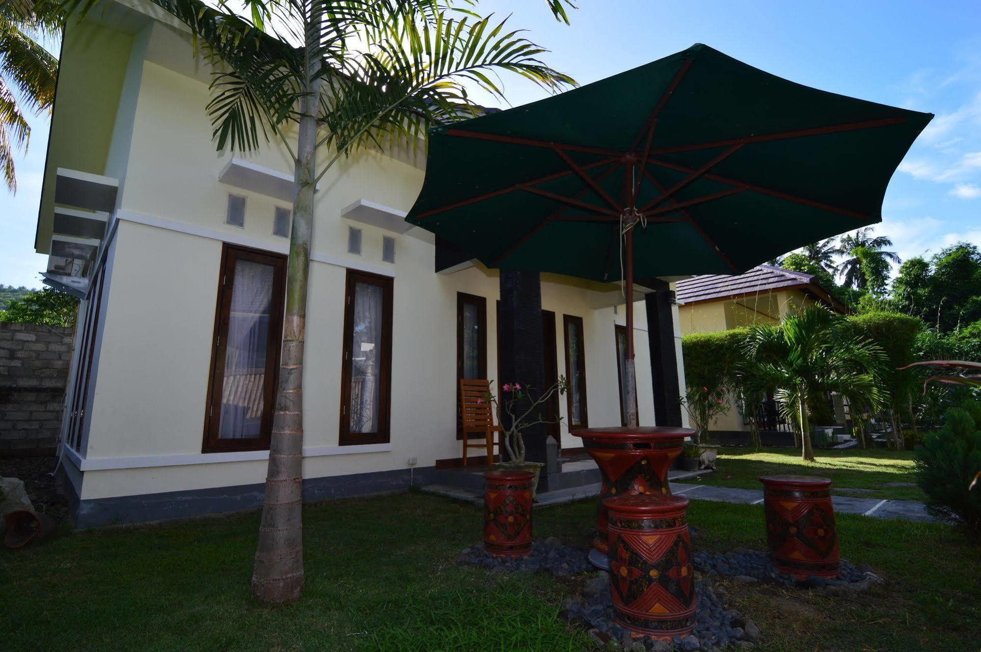 Shu Villa Lombok Kuta  Exterior photo